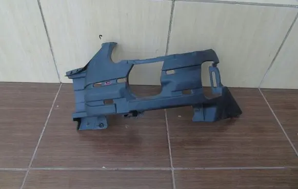 Mercedes-Benz SLK R170 Rear bumper mounting bracket