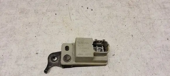 Toyota Avensis T250 Light washer relay 8594205040