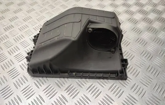 Hyundai Santa Fe Air filter box cover 281102W300 281112W300