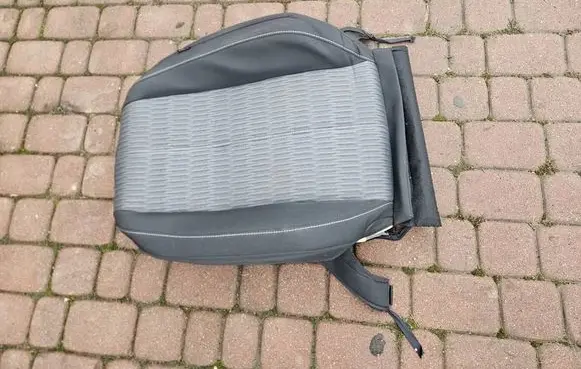 Opel Corsa F Front driver seat OPELCZESCI.com-E90