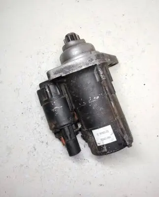 Skoda Roomster (5J) Starter motor 82126362 28212636