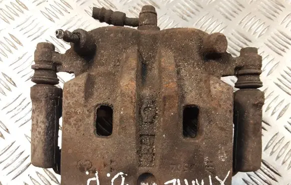Nissan X-Trail T30 Front brake caliper