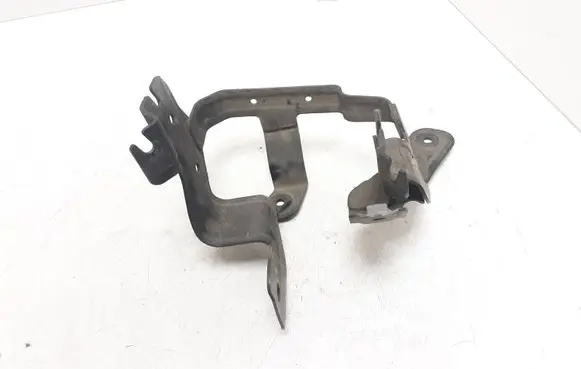 Volvo S60 Power steering pump mounting bracket 31317375