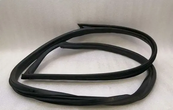 Porsche 718 Cayman 982 982c Front door rubber seal 98153707506