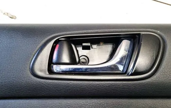 Subaru Outback Rear door interior handle 