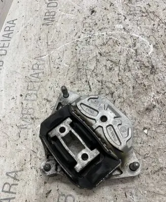 Audi Q7 4M Gearbox mount 8W0399156