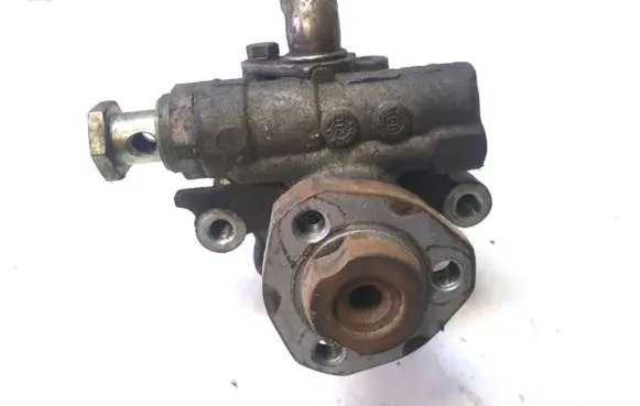 Volkswagen Golf IV Power steering pump