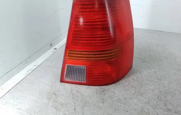 Volkswagen Golf IV Rear/tail lights 