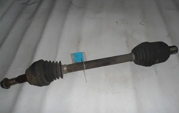 Chevrolet Corvette C5 Rear driveshaft
