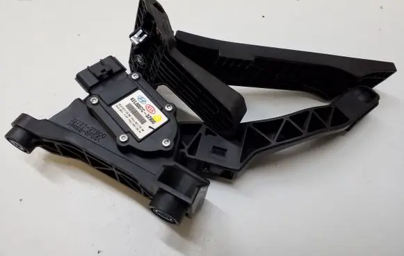 Hyundai i40 Accelerator throttle pedal KEL007C3Z900 327263Z900