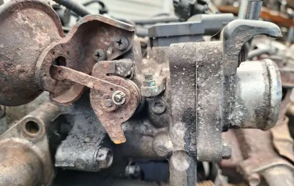 Honda FR-V Throttle valve
