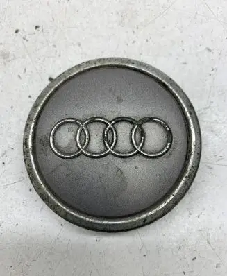 Audi A6 S6 C5 4B Original wheel cap 4B0601170A