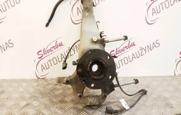 Porsche Cayenne (92A) Front wheel hub
