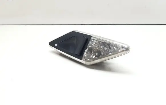BMW 3 E46 Rear seat light 8375586