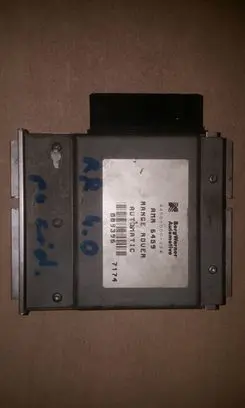Land Rover Range Rover P38A Transfer box differential control unit 4450000024 AMR6459