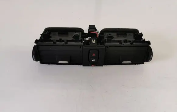 BMW 3 F30 F35 F31 Dash center air vent grill 9218552