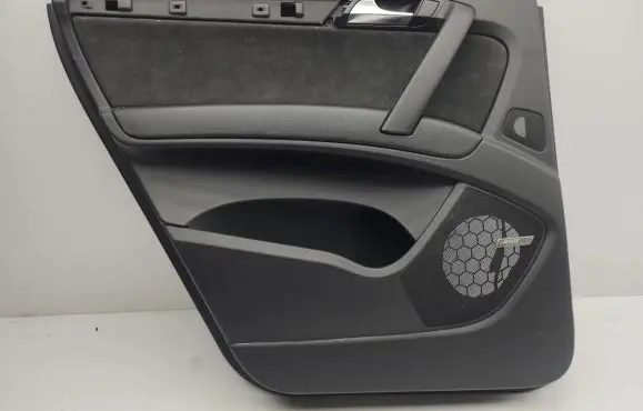 Audi Q7 4L Rear door card panel trim