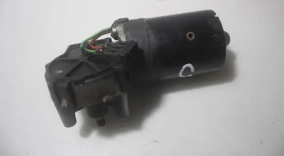 Volkswagen Bora Wiper motor 0390241151