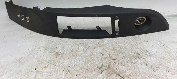 Toyota Corolla Verso E121 Dash center air vent grill 5568064010