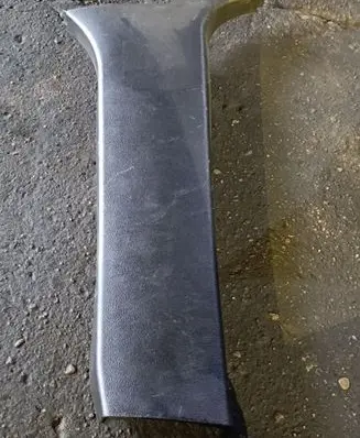 (B) pillar trim (bottom)