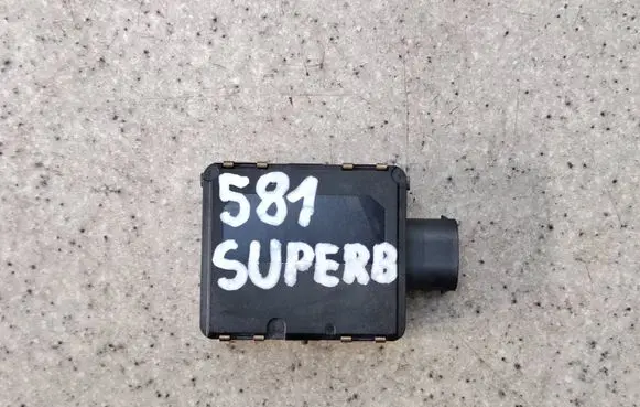 Skoda Superb B8 (3V) Distronic sensor radar 3Q0907550B42 3Q0907550B
