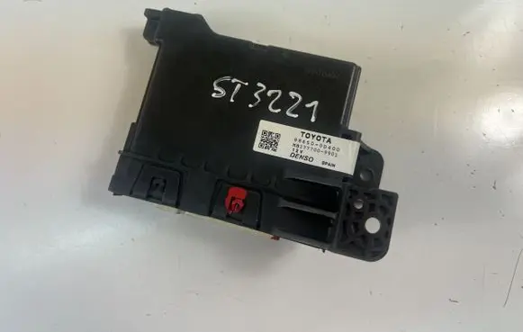 Toyota Yaris Other control units/modules 886500D400