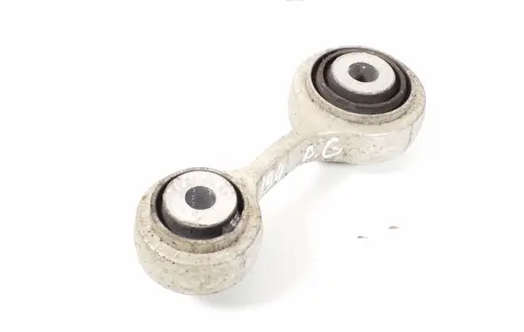 Rear control arm