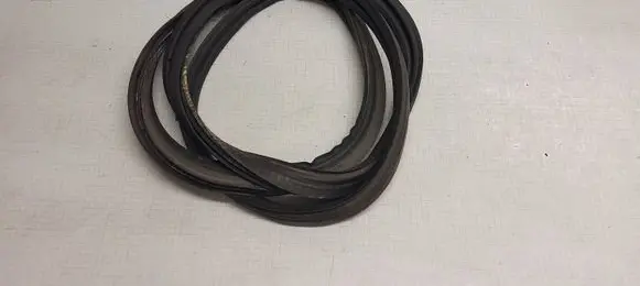 Saab 9-5 Front door rubber seal