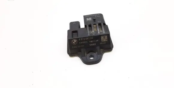 BMW 5 F10 F11 Glow plug pre-heat relay 8570087 857008702