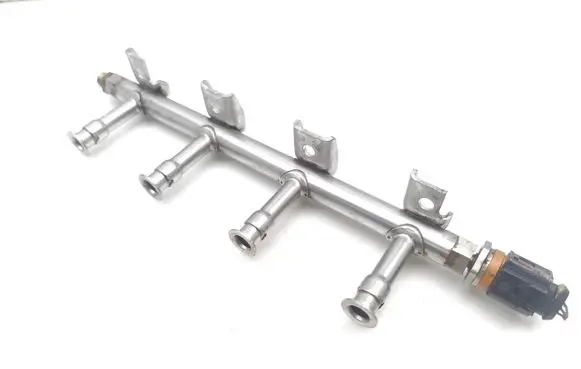 Fuel main line pipe