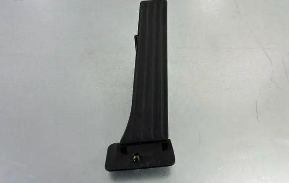 BMW X1 F48 F49 Accelerator throttle pedal 6859999