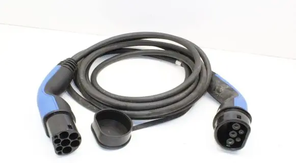 Jaguar I-Pace Electric car charging cable LC2ST321