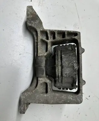 Ford Focus Engine mount bracket 30757501 307396
