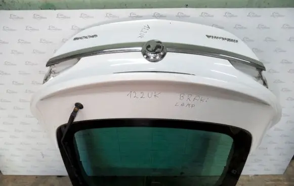 Opel Insignia A Tailgate/trunk/boot lid