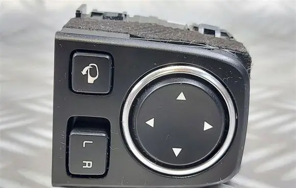 KIA Ceed Wing mirror switch 93530-J7000