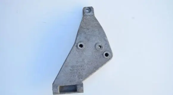 Audi A6 S6 C4 4A Power steering pump mounting bracket 048145515