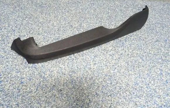 BMW X5 F15 Front driver seat rail trim 7317447