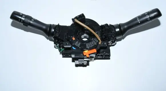 Wiper turn signal indicator stalk/switch