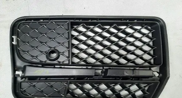 Front bumper lower grill