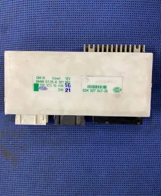 BMW 5 E39 Comfort/convenience module 61358381962 5DK00704726