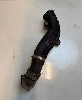 Volkswagen Golf VI Intercooler hose/pipe 1K0145840R 6033109