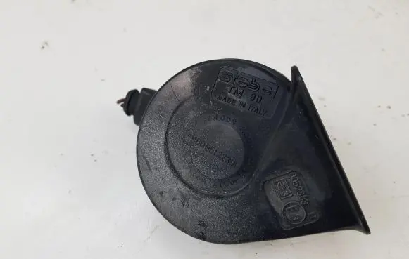 Audi A6 S6 C5 4B Horn signal