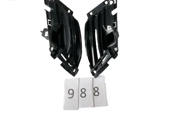 Skoda Octavia Mk3 (5E) Front bumper mounting bracket 8E0807723A 524300100A 8E0807724