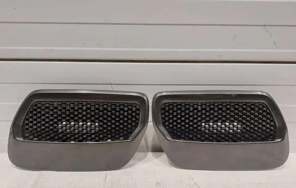 Ford Mustang VI Bonnet/hood grill JR3B16C928AHW JR3B16C929AHW JR3B16C928