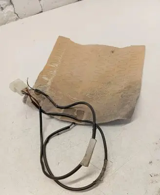 Mercedes-Benz Vito Viano W638 Seat heating relay A00121181