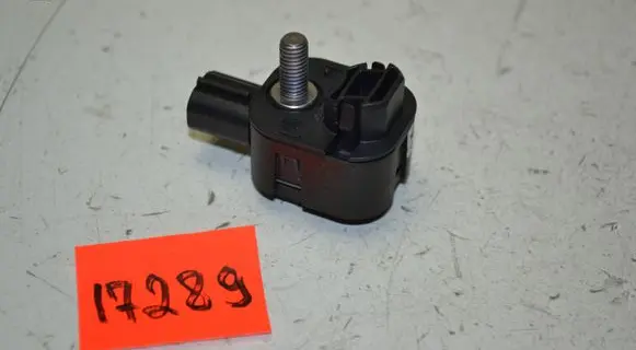 Opel Insignia B Airbag deployment crash/impact sensor 13583355 0921000821