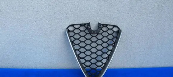 Alfa Romeo Giulia Front grill 156110134
