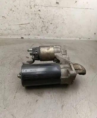 BMW 1 E81 E87 Starter motor 7796892 0001115046