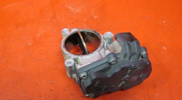 Mercedes-Benz Vito Viano W447 Throttle valve A6540900070