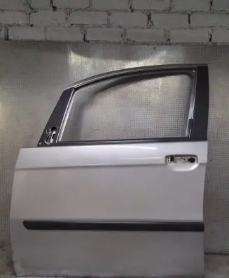Fiat Idea Front door